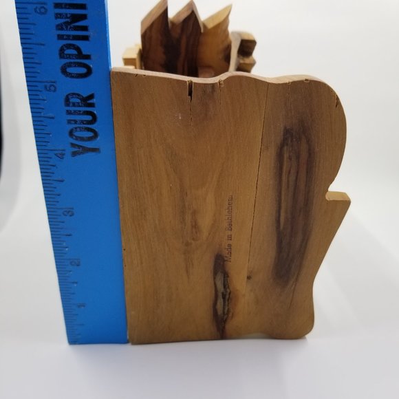 Vintage Olive Wood Nativity Scene Made in Bethlehem 6” X 6.5” Handmade Folk Art - Picture 12 of 16